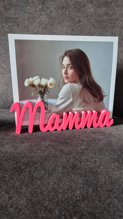 Foto rāmītis ar uzrakstu “Mamma” - sirsnīga dāvana mammai