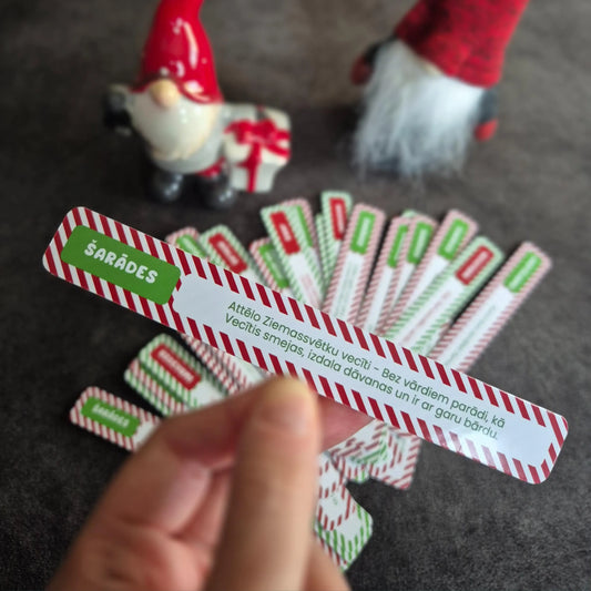 Ziemassvētku aktivitāšu spēle - 75 dažādas kartiņas ar uzdevumiem, šarādēm, jautājumiem