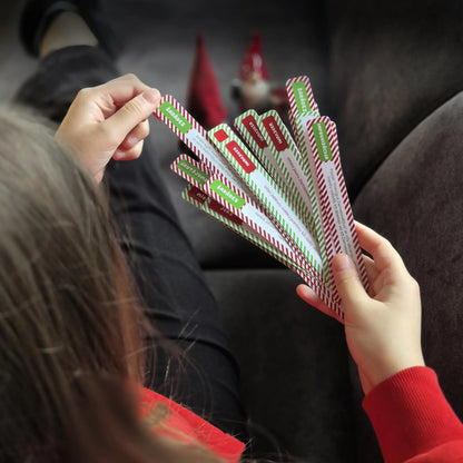 Ziemassvētku aktivitāšu spēle - 75 dažādas kartiņas ar uzdevumiem, šarādēm, jautājumiem